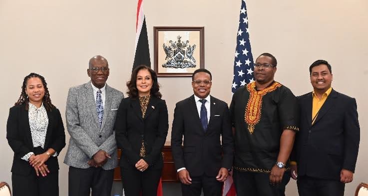 T&T Minister of Foreign Affairs holds talks with USAID officials on crime reduction