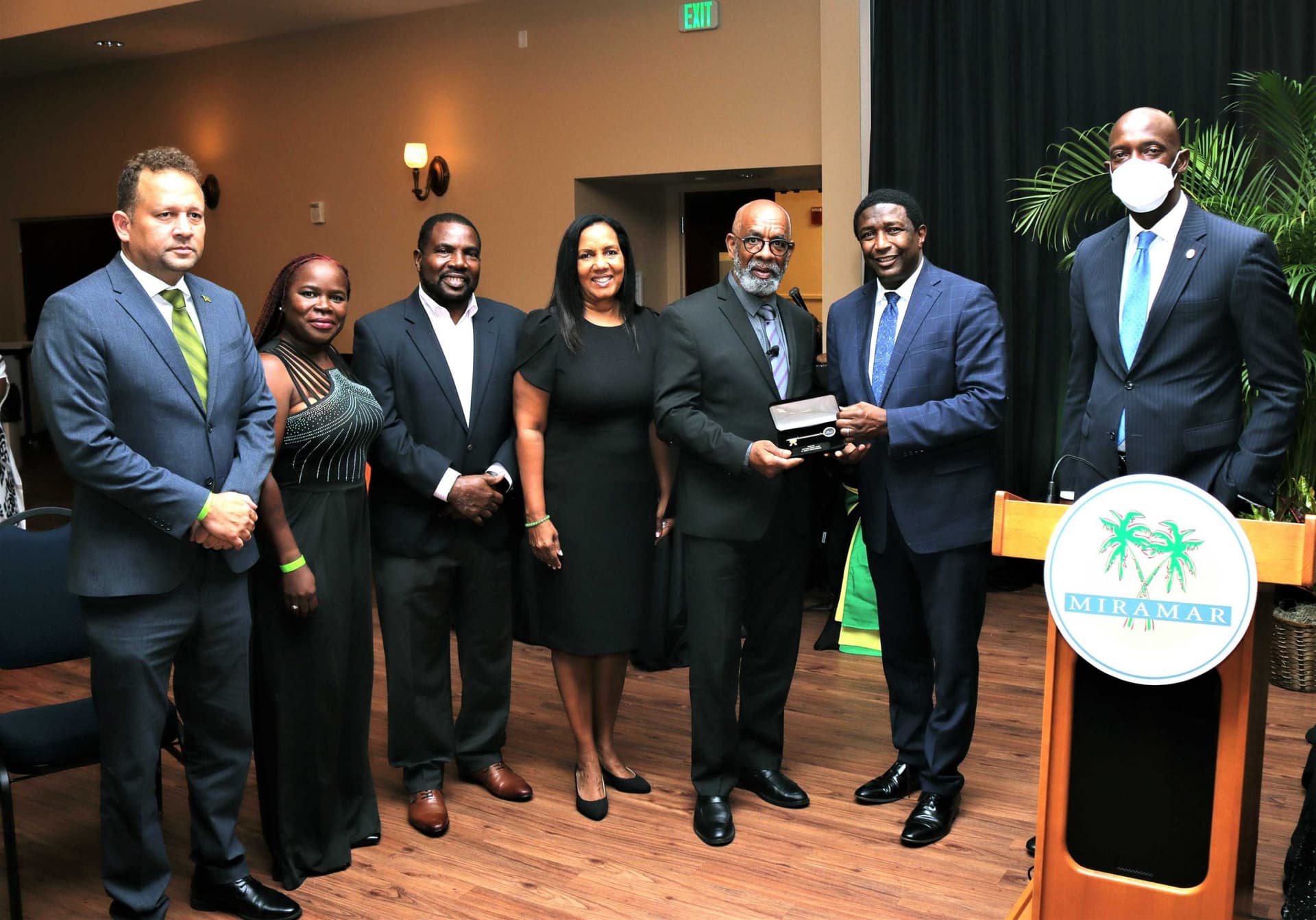 Jamaican International Artist/Sculptor Basil Watson Gets Florida Keys & Proclamation