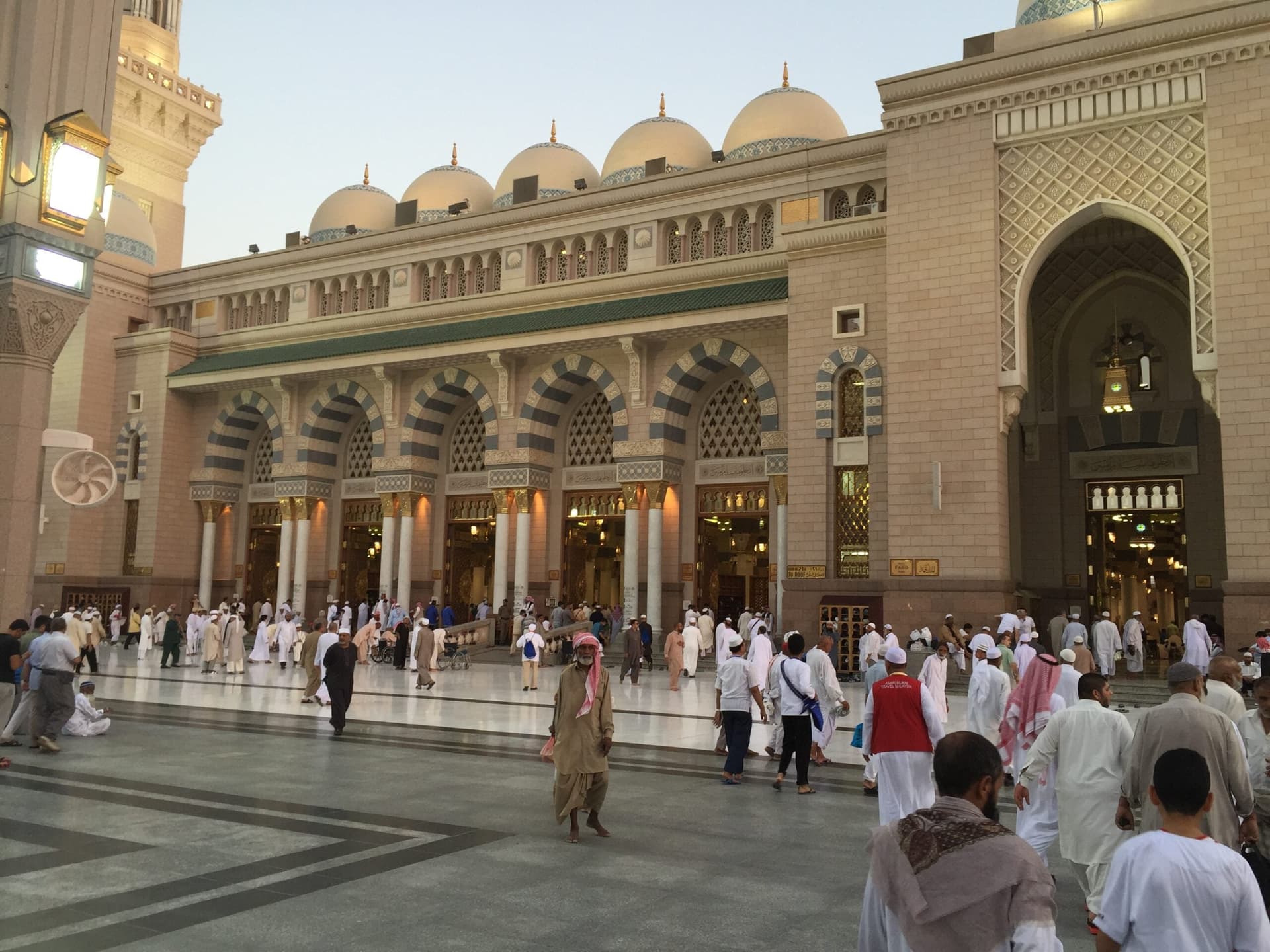 Travel tips for Caribbean travelers heading to Saudi Arabia