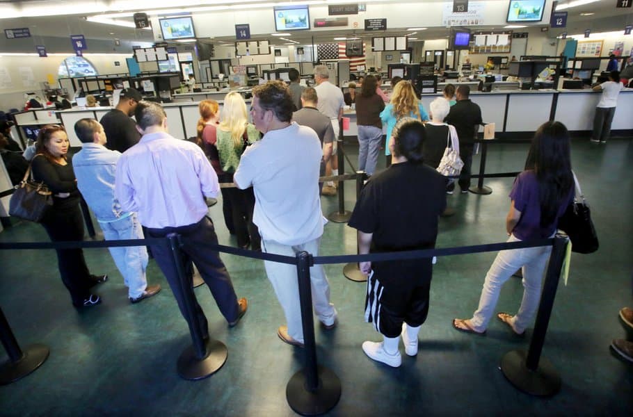 Motorists frustrated by delays at Florida driver’s vehicle registrations