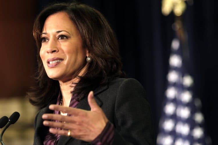 Caribbean-American Kamala Harris sworn in as US Senator