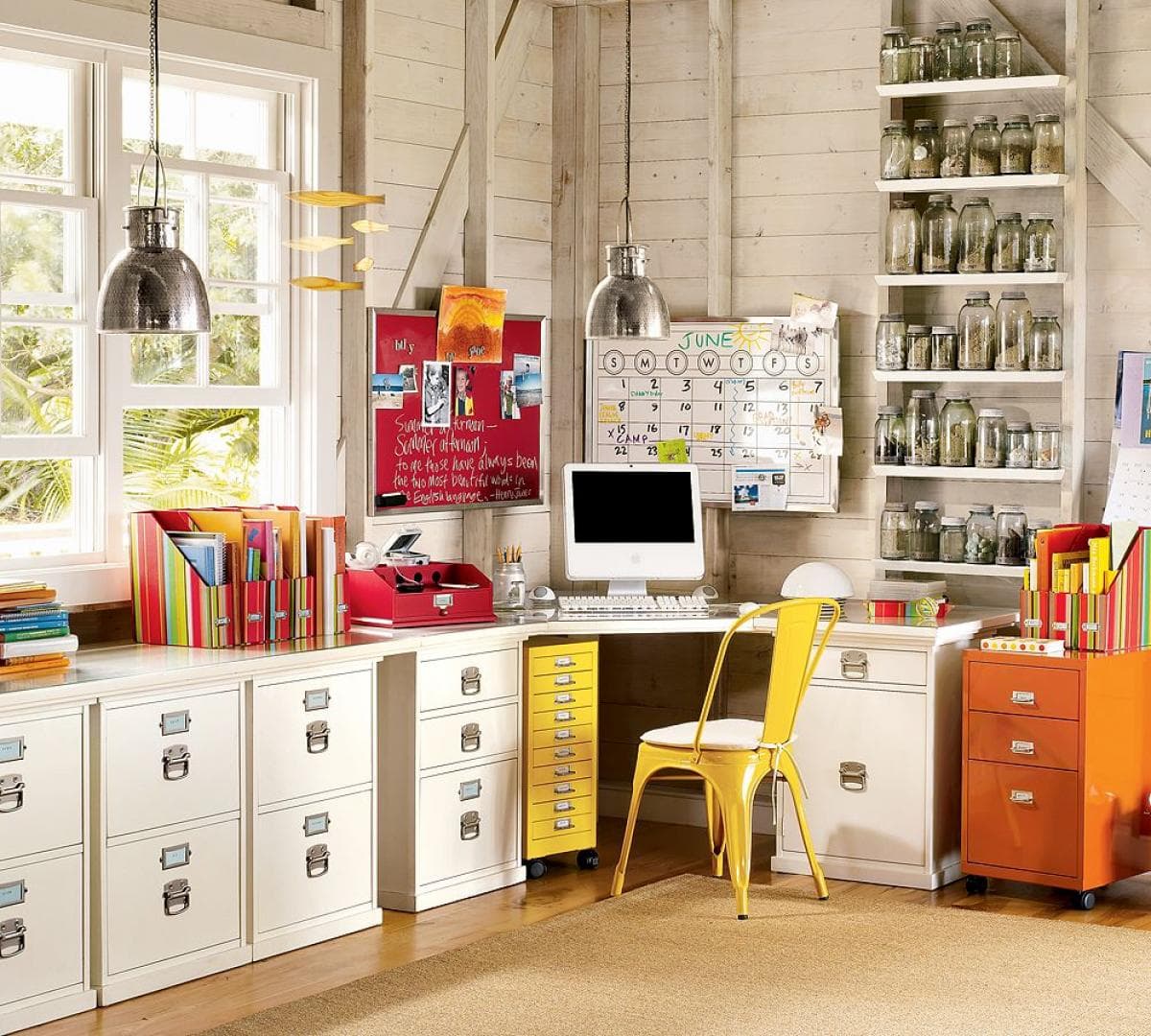 5 DIY projects to liven up your office