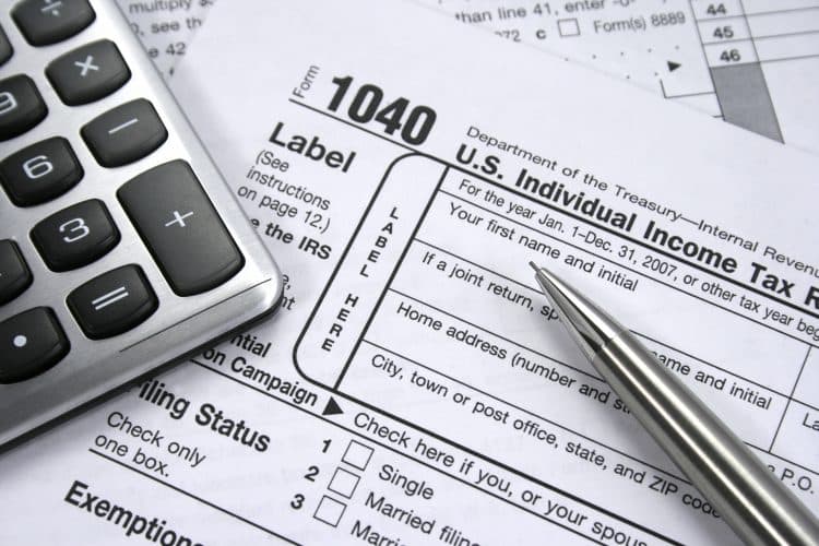 3 ways to plan ahead for the 2017 tax season