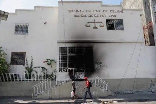 Let them in: US groups and lawmakers call for TPS for Haitians