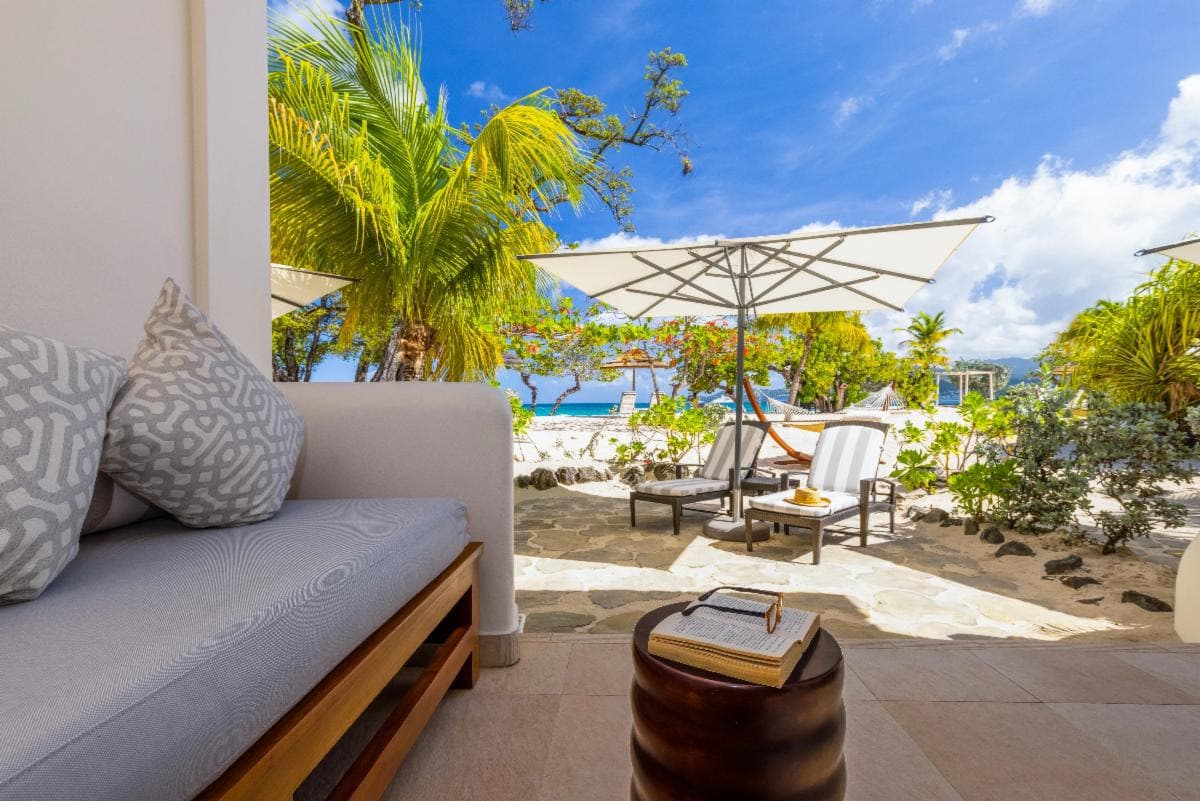 Spice Island Beach Resort in Grenada receives British Airways award for customer excellence
