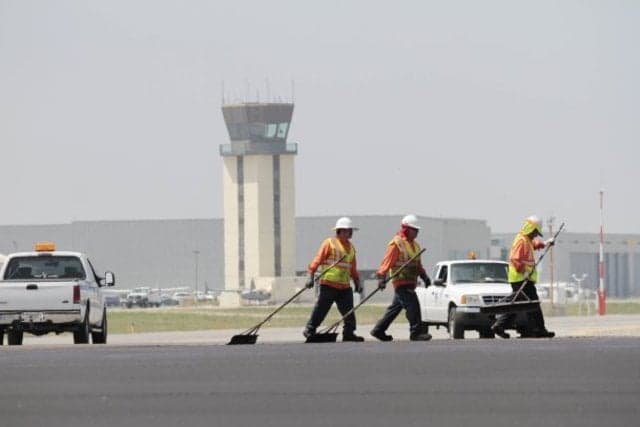 FLL airport workers go on strike over wages