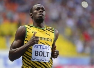 Bolt resumes training