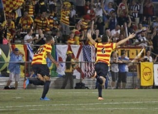 Strikers sink Armada, make NASL playoffs