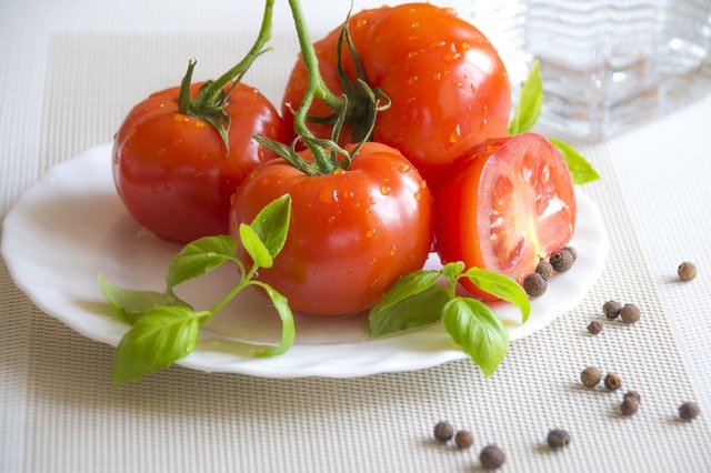 tomatoes prevent skin cancer - Caribbean National Weekly News