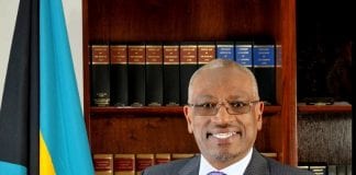 Former Bahamas PM seeks to reclaim leadership of Free National Movement Hubert Minnis