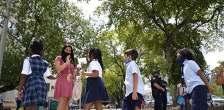 #CNWTalkUp: Should the Wearing of Masks by Students be Left up to Parents to Decide? florida masks