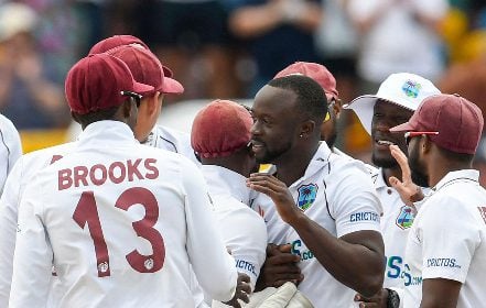 Kemar Roach