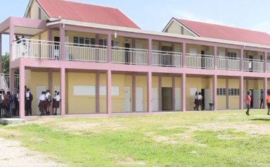 Antigua teachers return to classrooms