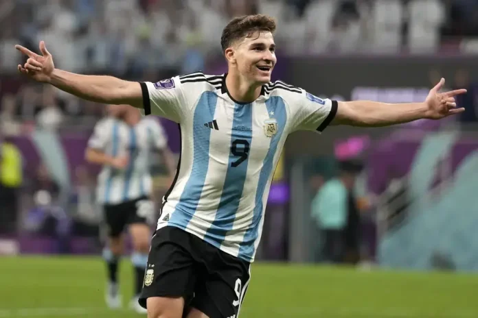 Ake expects tough time marking teammate Álvarez at World Cup