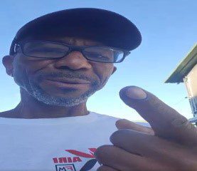 Dominicans voting for new government