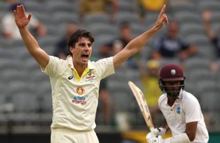 Uncapped speedster Morris in selection frame for Adelaide Test