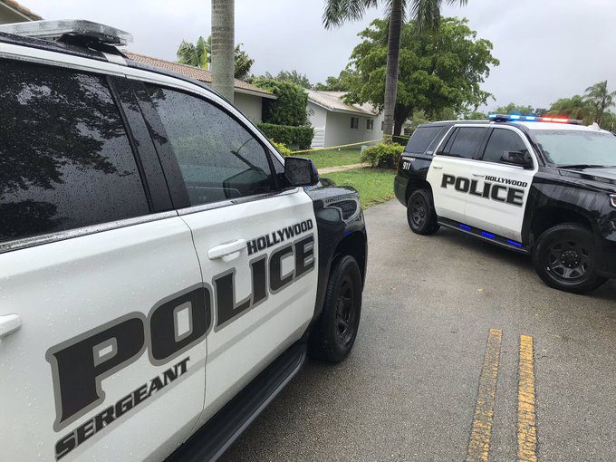 Officers make Christmas Eve deliveries of stolen packages