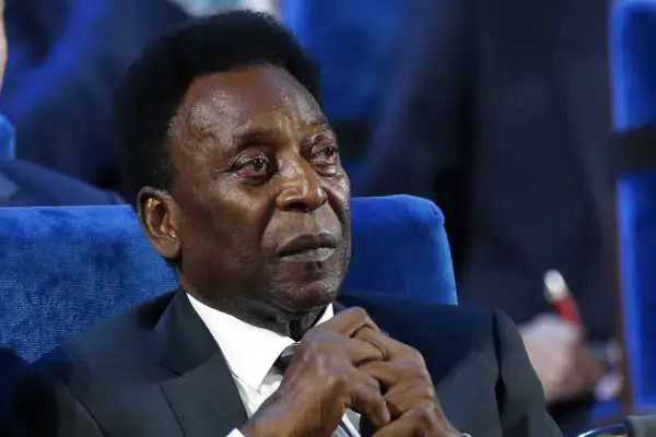 Pelé responding well to treatment for respiratory infection