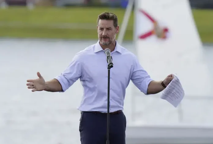 Florida congressman Steube injured after falling off ladder