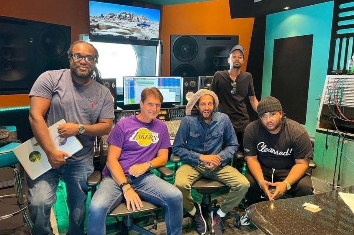vision-alexander-with-julian-marley-and-recording-team