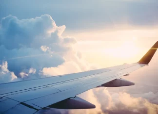 UK-bound flight diverts to Bermuda on Christmas Eve with injured passengers plane