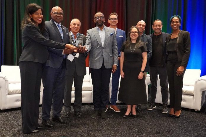 Jamaica wins Caribbean Hotel and Tourism Association destination resilience award