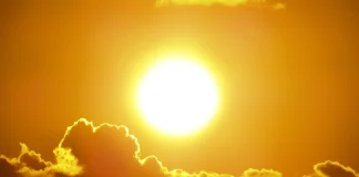 Monday breaks hottest day on Earth record Monday breaks hottest day on Earth record.