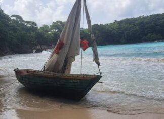 Haitian nationals’ treatment in Jamaica under scrutiny by legal experts Haitian boat