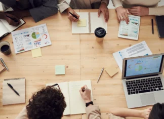 The Role of CLM Software in Supporting Scalable Growth for B2B Companies