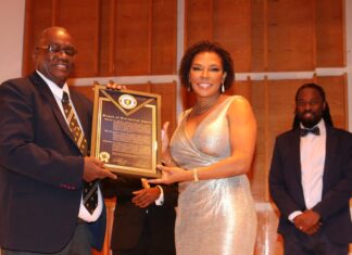 Ambassador Audrey Marks receives Woman of Distinction award
