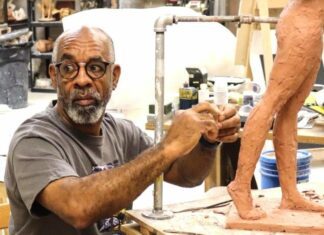 Renowned Jamaican sculptor Basil Watson wins prestigious award for most popular new sculpture in UK Basil-Watson-Jamaican-Sculptor-810x540-1