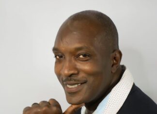 Jamaican-American luminary receives USA Presidential award in Connecticut Donovan Longmore