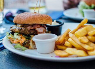 Health Minister urges Jamaicans to decrease ultra-processed food consumption fast food