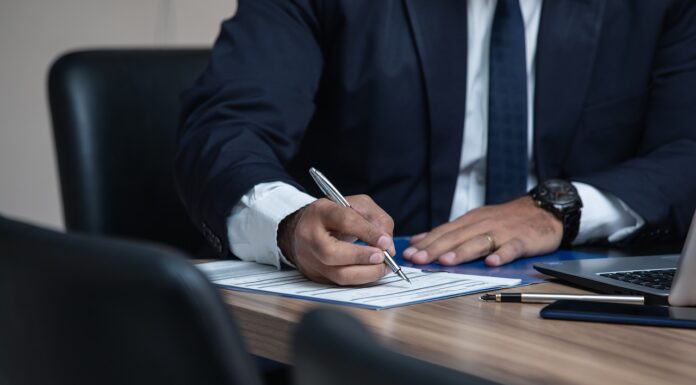 Going to court: How a personal injury lawyer prepares your case lawyer personal injury claim