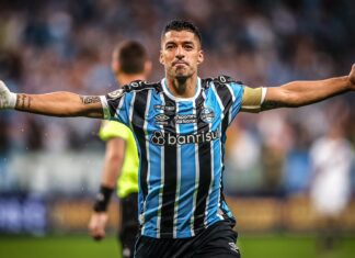 Luis Suarez joins Inter Miami to reunite with former Barcelona teammate Messi Luis Suarez