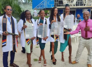 Antigua and Barbuda’s PM commends medical students who graduated from Cuba Students from Antigua and Barbuda.