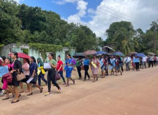 Guyana government warns teachers of unpaid salaries amid nationwide strike guyana teachers