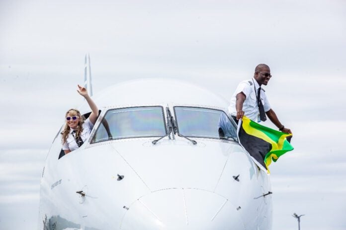 Jamaica American airlines flight Ian Fleming Airport