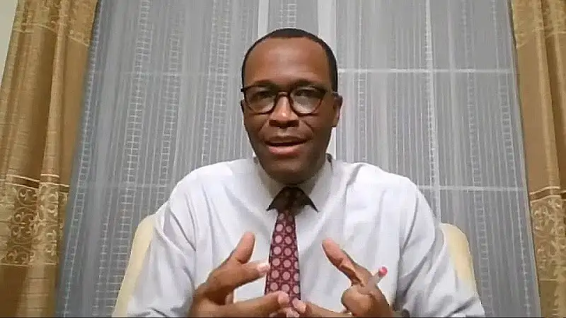 Thomson Fontaine narrowly re-elected leader of Dominica’s main opposition party