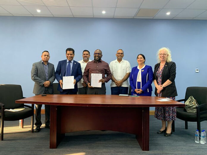 Guyana signs MOU with UK company for new health record system