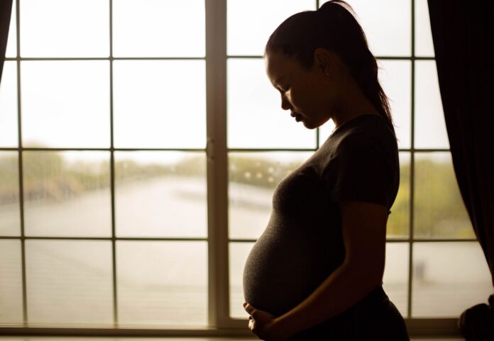 birthrate low birth tourism