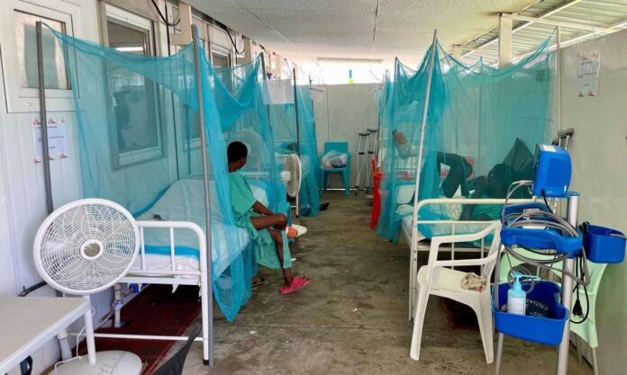 Tabarre Hospital has had to set up beds in the corridors to treat an influx of patients amid escalating violence, and is approaching maximum capacity. | Haiti 2025 © MSF