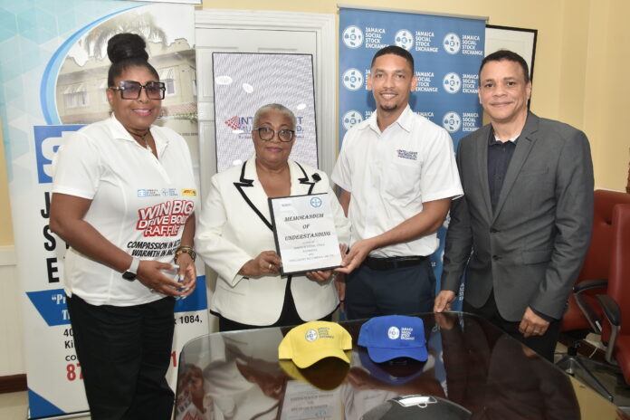 JSSE and IML ink deal