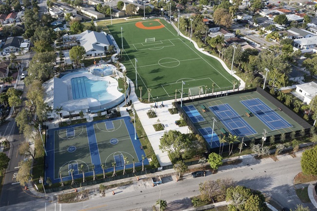Miami honors late Commissioner Manolo Reyes with park renaming
