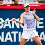 Swiatek cruises, Osaka battles through in Montreal