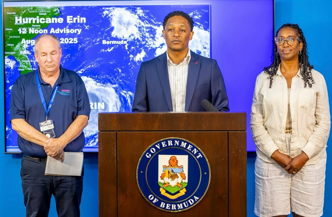 Bermuda residents urged to peepare as Hurricane Erin approaches