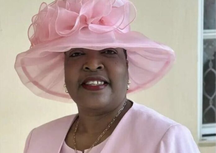Loreen Bannis-Roberts