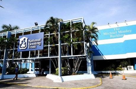 Bomb threats disrupt Jamaica government offices as security forces vote