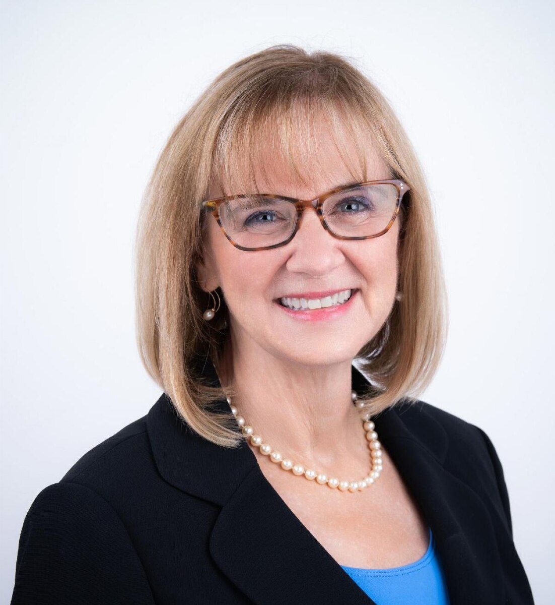 Eileen Higgins makes history as Miami’s first woman mayor