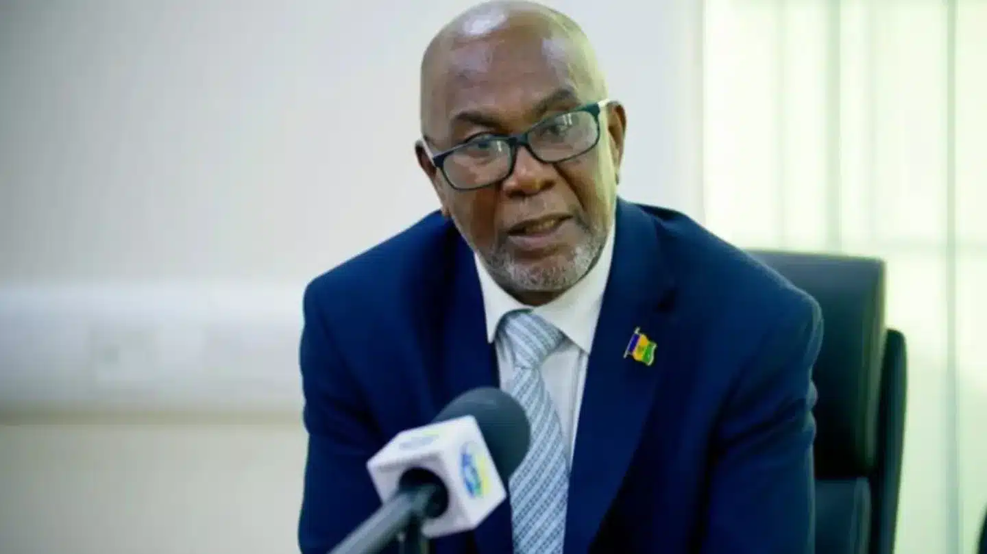 Security minister meets police high command after weekend killings in St. Vincent